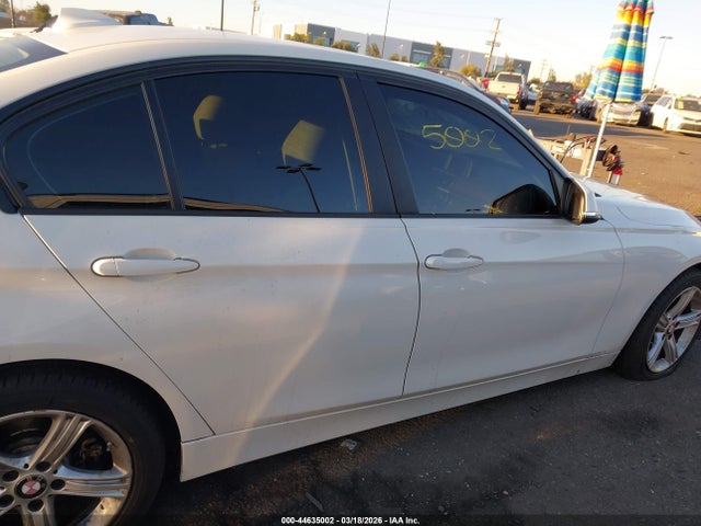 44635002 :رقم المزاد ، WBA3C1C56FK124477 vin ، 2015 Bmw 328i مزاد بيع