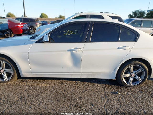 44635002 :رقم المزاد ، WBA3C1C56FK124477 vin ، 2015 Bmw 328i مزاد بيع