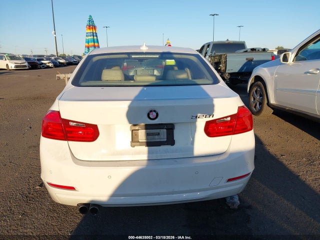 44635002 :رقم المزاد ، WBA3C1C56FK124477 vin ، 2015 Bmw 328i مزاد بيع