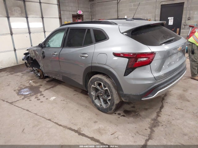 2024 CHEVROLET TRAX KL77LHE21RC239628 Photo 2