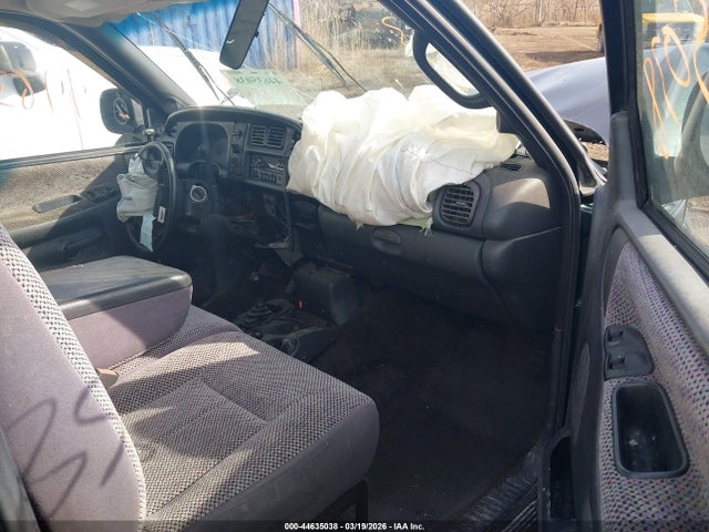 Продажа на аукционе авто 1998 Dodge Ram 1500 St, vin: 1B7HF16Y2WS688343, номер лота: 44635038