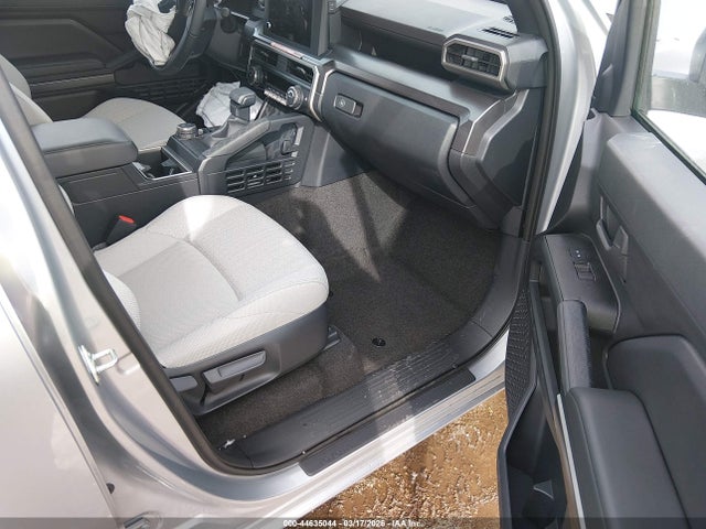 44635044 :رقم المزاد ، JTEVA5BR0T5084870 vin ، 2026 Toyota 4runner Sr5 مزاد بيع