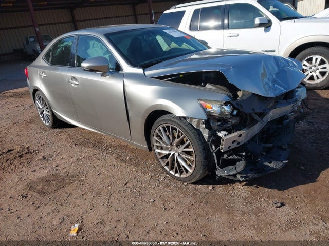 2016 LEXUS IS 200T JTHBA1D29G5014157