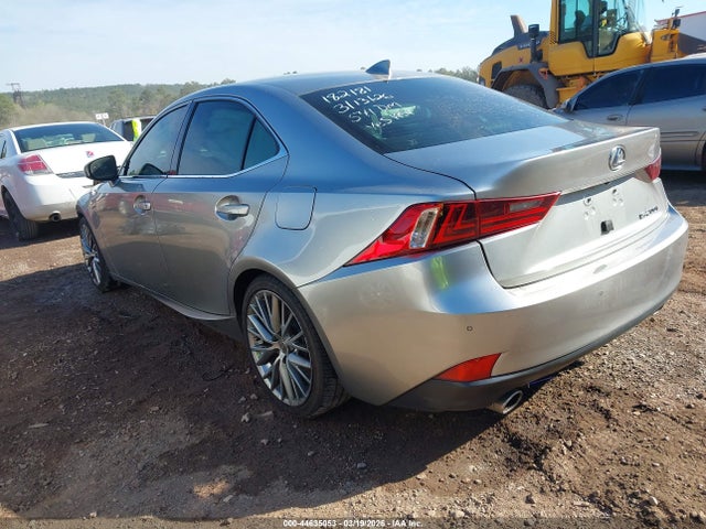 2016 LEXUS IS 200T JTHBA1D29G5014157 Photo 2