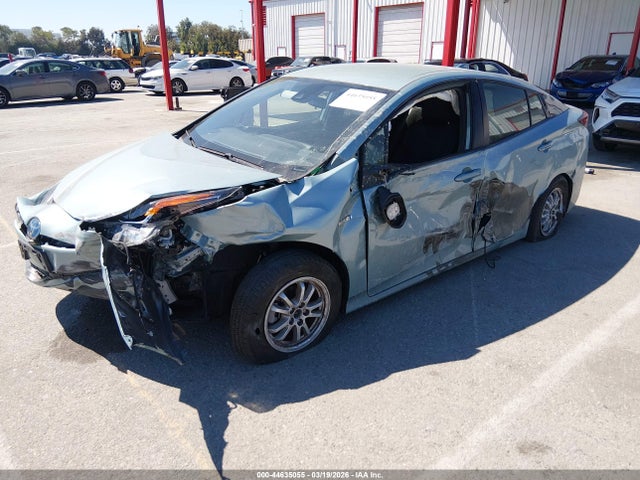 JTDKAMFU7M3132670 Toyota Prius Le