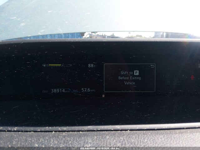 JTDKAMFU7M3132670 Toyota Prius Le