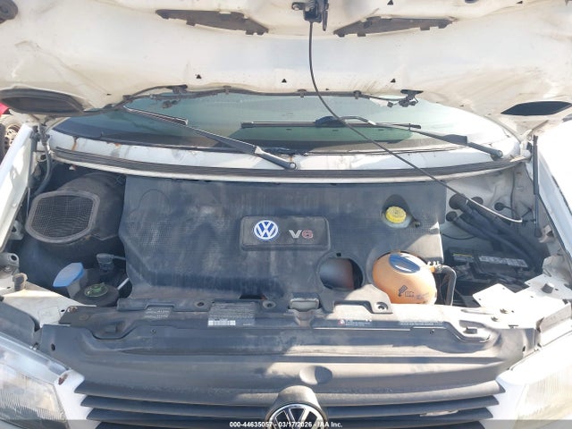 44635057 :رقم المزاد ، WV2MB47051H153048 vin ، 2001 Volkswagen Eurovan Mv مزاد بيع