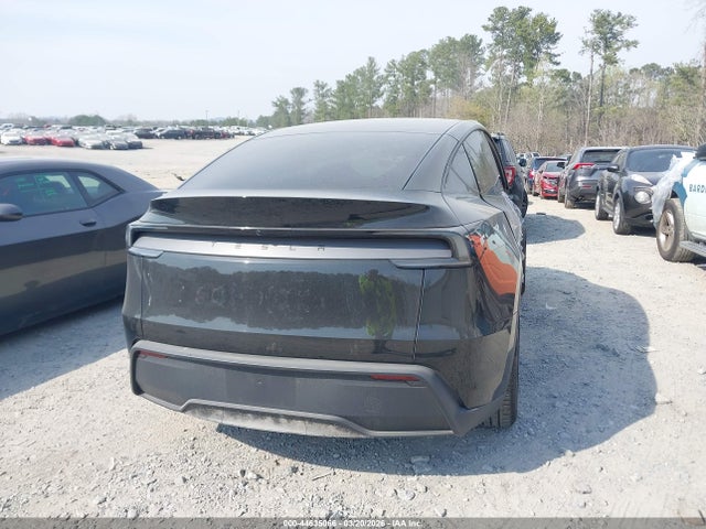 7SAYGDED4TF376792 Tesla Model Y Premium Rear-wheel Drive/standard Rear-wheel Drive