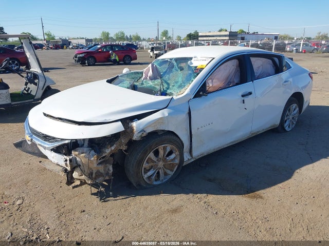 1G1ZD5ST3SF129729 Chevrolet Malibu Fwd 1lt