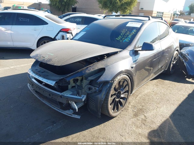 7SAYGDEF9SF221624 Tesla Model Y Performance Dual Motor All-wheel Drive