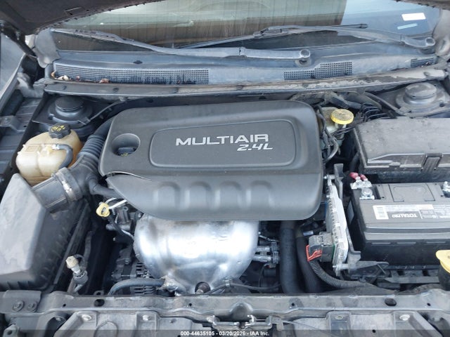 Продаж на аукціоні авто 2016 Chrysler 200 Limited, vin: 1C3CCCAB5GN127527, номер лоту: 44635105