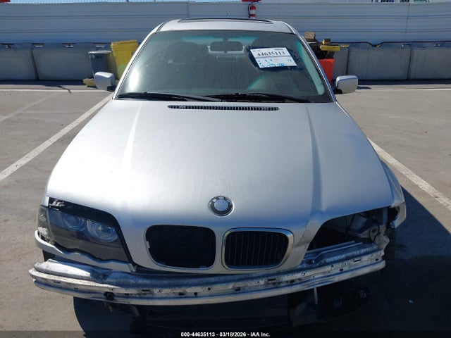 44635113 :رقم المزاد ، WBAAM3333XFP59553 vin ، 1999 Bmw 323i مزاد بيع