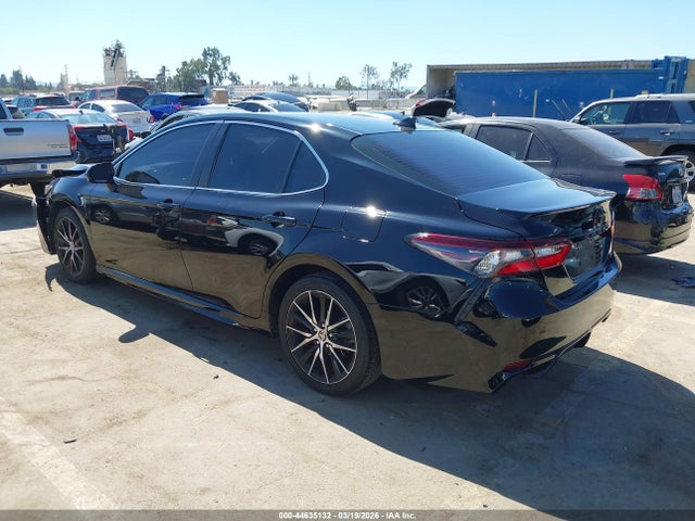 4T1G11AK3MU525582 Toyota CAMRY SE
