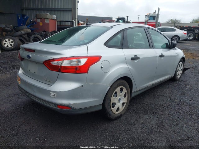 Продаж на аукціоні авто 2013 Ford Focus S, vin: 1FADP3E23DL382687, номер лоту: 44635153