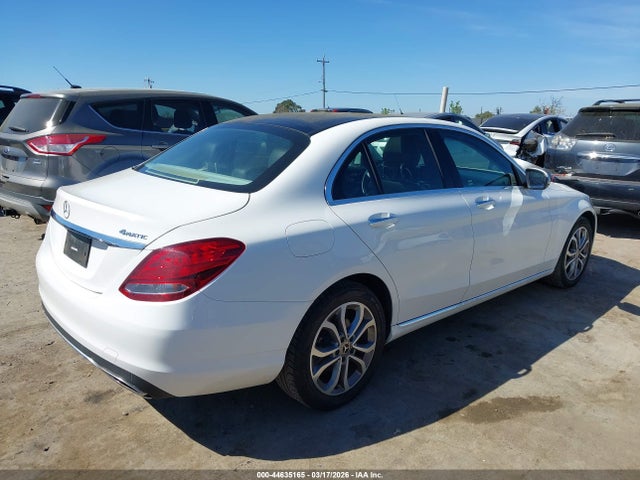 55SWF4KB0HU211077 Mercedes-Benz C 300 4matic