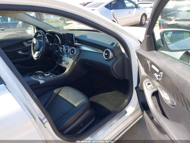 55SWF4KB0HU211077 Mercedes-Benz C 300 4matic