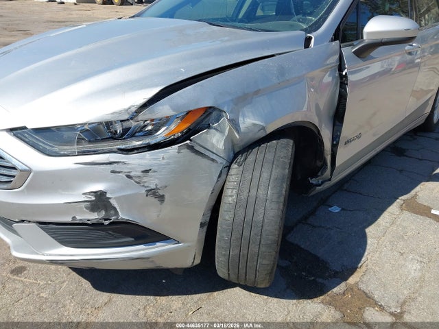 2018 Ford Fusion Hybrid Se მანქანა იყიდება აუქციონზე, vin: 3FA6P0LU0JR116259, აუქციონის ნომერი: 44635177