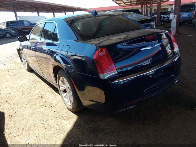 Aukcja sprzedaży 2016 Chrysler 300 Limited, vin: 2C3CCAAG3GH142147, numer aukcji: 44635207