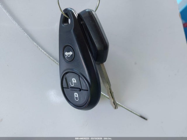 Продажа на аукционе авто 2011 Subaru Forester 2.5x Premium, vin: JF2SHADC1BH713345, номер лота: 44635223
