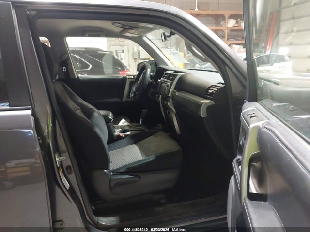 Aukcja sprzedaży 2018 Toyota 4runner Sr5, vin: JTEBU5JR4J5515610, numer aukcji: 44635240