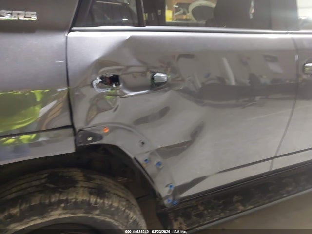Aukcja sprzedaży 2018 Toyota 4runner Sr5, vin: JTEBU5JR4J5515610, numer aukcji: 44635240
