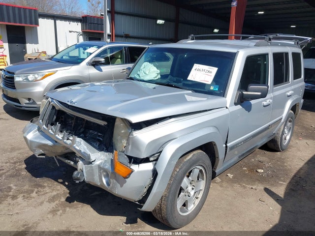 2010 JEEP COMMANDER 1J4RG4GK3AC128082 Photo 1