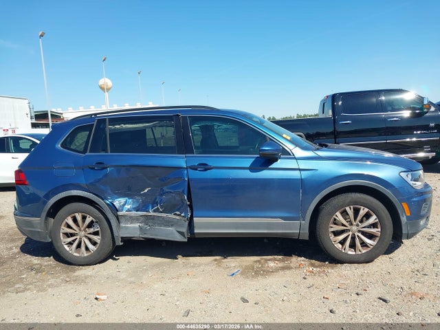 Продаж на аукціоні авто 2018 Volkswagen Tiguan 2.0t Se/2.0t Sel, vin: 3VV3B7AX7JM018720, номер лоту: 44635290