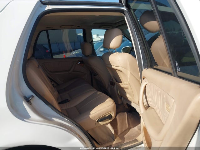 Продаж на аукціоні авто 2005 Mercedes-benz Ml 500 4matic, vin: 4JGAB75EX5A543221, номер лоту: 44635291