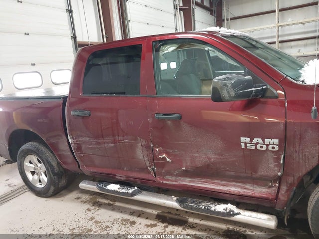 Продажа на аукционе авто 2017 Ram 1500 Express  4x4 5'7 Box, vin: 1C6RR7KG8HS589788, номер лота: 44635292