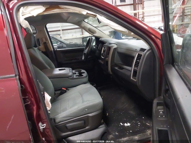 Продажа на аукционе авто 2017 Ram 1500 Express  4x4 5'7 Box, vin: 1C6RR7KG8HS589788, номер лота: 44635292