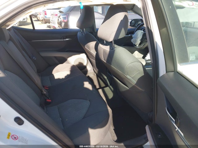 4T1B11HK7JU132017 Toyota CAMRY LE