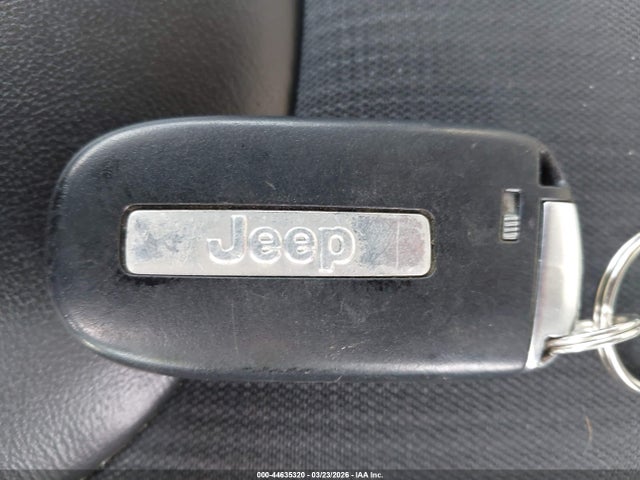 44635320 :رقم المزاد ، 1C4PJMLX4JD602664 vin ، 2018 Jeep Cherokee Latitude Plus 4x4 مزاد بيع