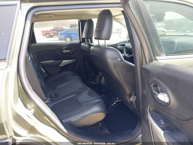 44635320 :رقم المزاد ، 1C4PJMLX4JD602664 vin ، 2018 Jeep Cherokee Latitude Plus 4x4 مزاد بيع