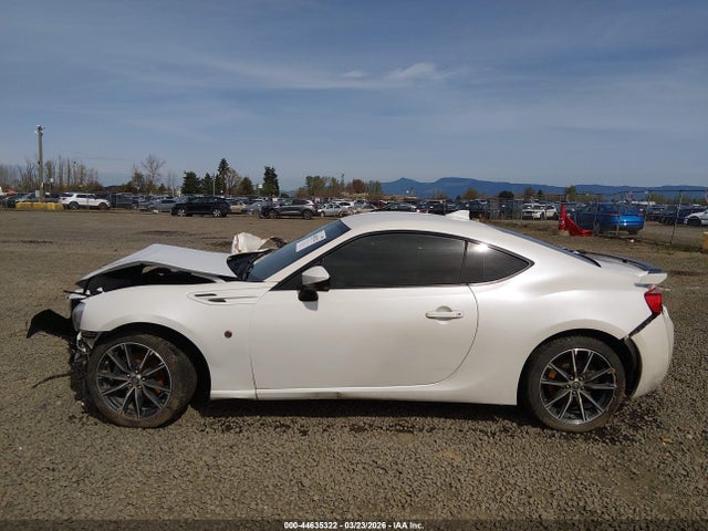 Toyota 86 GT 2019 JF1ZNAE14K9700348 Image 15