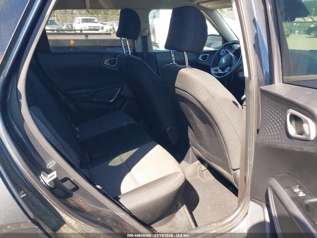 KNDJ23AU8L7011521 KIA SOUL S
