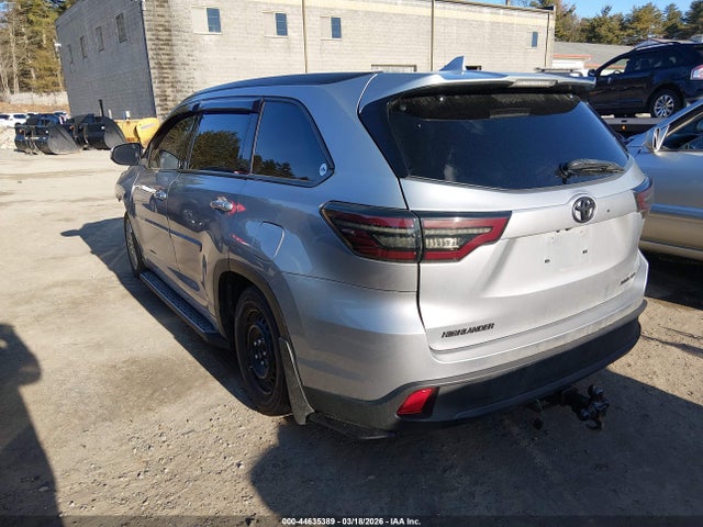Toyota Highlander Xle V6 2015 5TDJKRFH3FS180211 Image 3