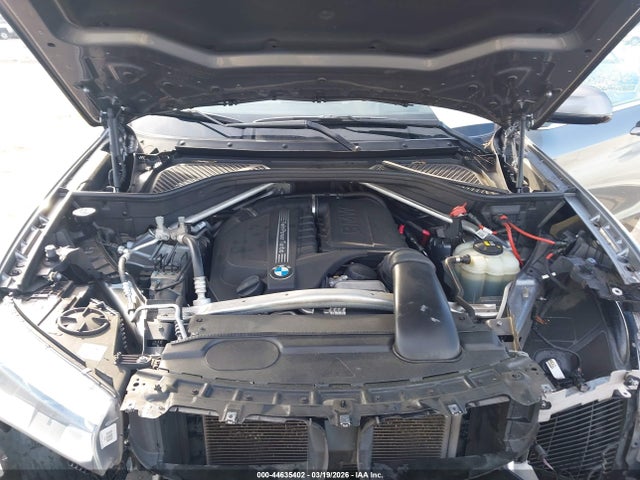 Продаж на аукціоні авто 2018 Bmw X5 Sdrive35i, vin: 5UXKR2C59J0Z17813, номер лоту: 44635402