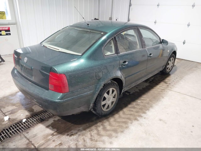 Продажа на аукционе авто 2000 Volkswagen Passat Gls, vin: WVWMA23B3YP179287, номер лота: 44635415