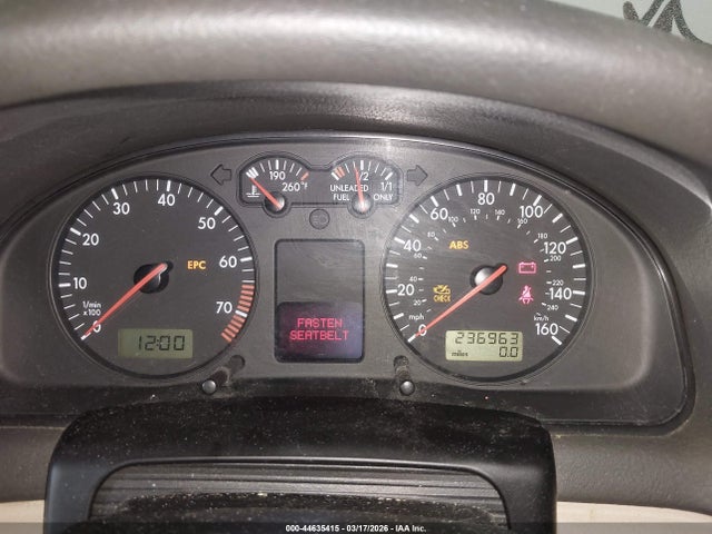 Продажа на аукционе авто 2000 Volkswagen Passat Gls, vin: WVWMA23B3YP179287, номер лота: 44635415
