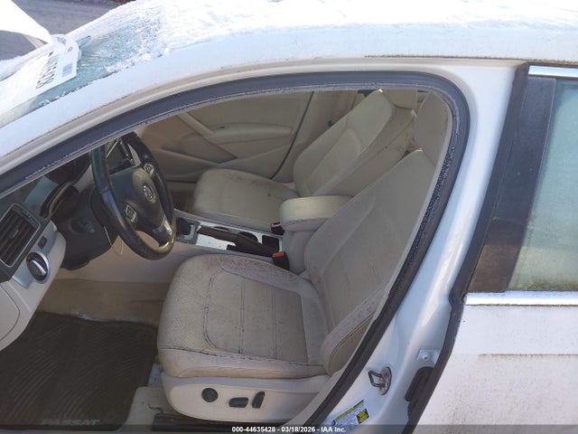 44635428 :رقم المزاد ، 1VWBP7A36DC117850 vin ، 2013 Volkswagen Passat 2.5l Se مزاد بيع