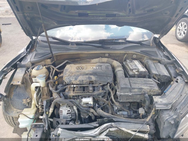 44635452 :رقم المزاد ، 1VWDT7A36HC067817 vin ، 2017 Volkswagen Passat 1.8t R-line مزاد بيع