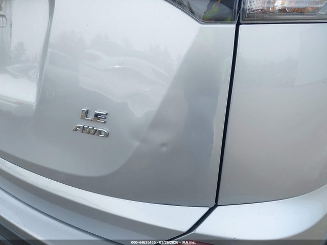 2T3BFREV9GW448825 Toyota RAV4 LE