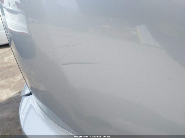 2T3BFREV9GW448825 Toyota RAV4 LE
