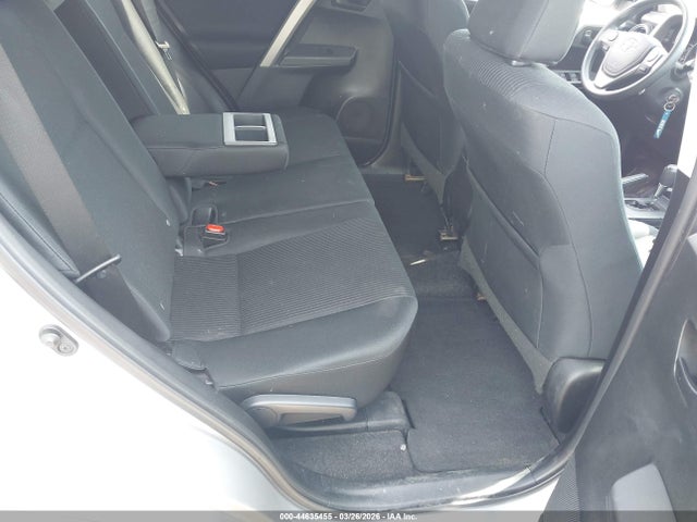 2T3BFREV9GW448825 Toyota RAV4 LE
