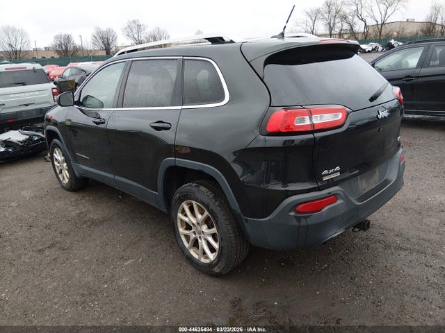 44635484 :رقم المزاد ، 1C4PJMCB5FW553006 vin ، 2015 Jeep Cherokee Latitude مزاد بيع