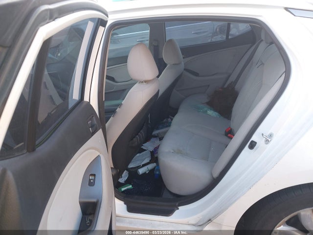KIA Optima Lx 2015 5XXGM4A77FG395937 Image 8