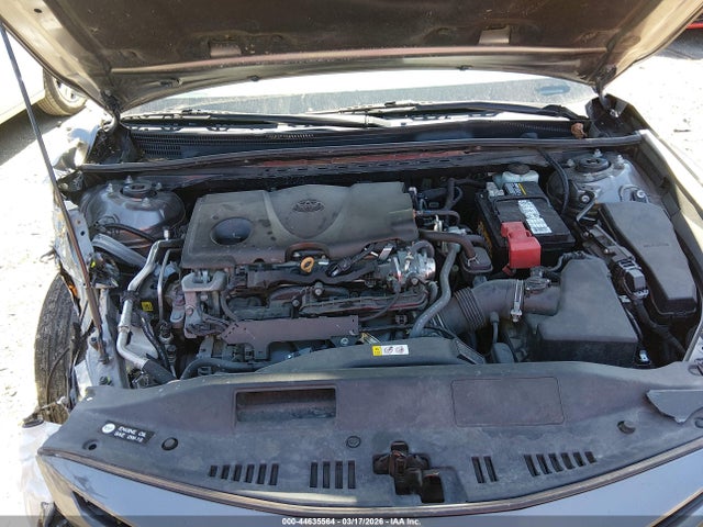 4T1G11AK8MU428880 Toyota CAMRY SE