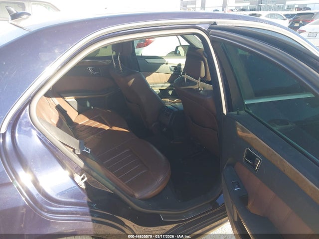 44635579 :رقم المزاد ، WDDHF5GB6BA408995 vin ، 2011 Mercedes-benz E 350 مزاد بيع