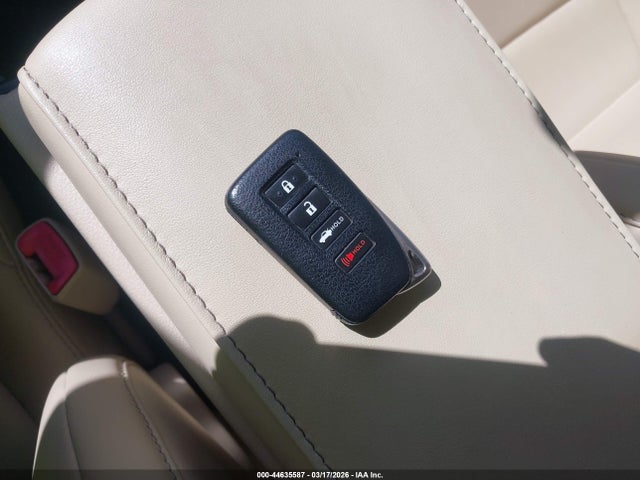 Продажа на аукционе авто 2013 Lexus Es 350, vin: JTHBK1GG5D2005277, номер лота: 44635587