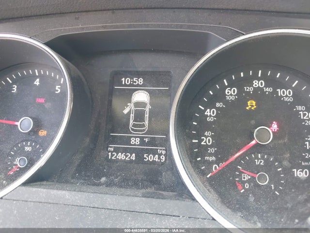 3VWB67AJXJM228882 Volkswagen Jetta 1.4t Se/1.4t Wolfsburg Edition